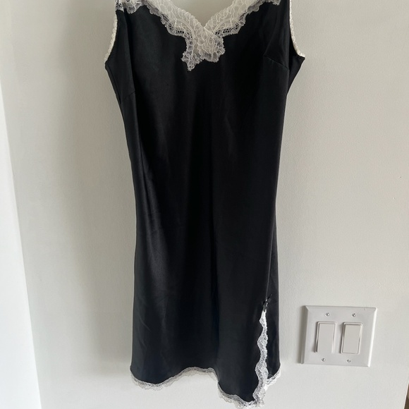 victoria's secret lingerie lace and satin slip dress - black & white, size s - Picture 3 of 8